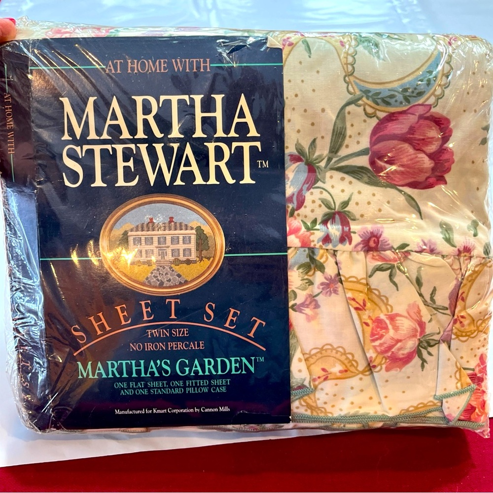 Martha’s Garden NEW TWIN SHEET SET MARTHA STEWART Ruffled Floral Victorian Roses
